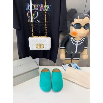 Marni Green LONG-HAIR CALFSKIN FUSSBETT SABOT Slide SBMR000600P412200V62 02