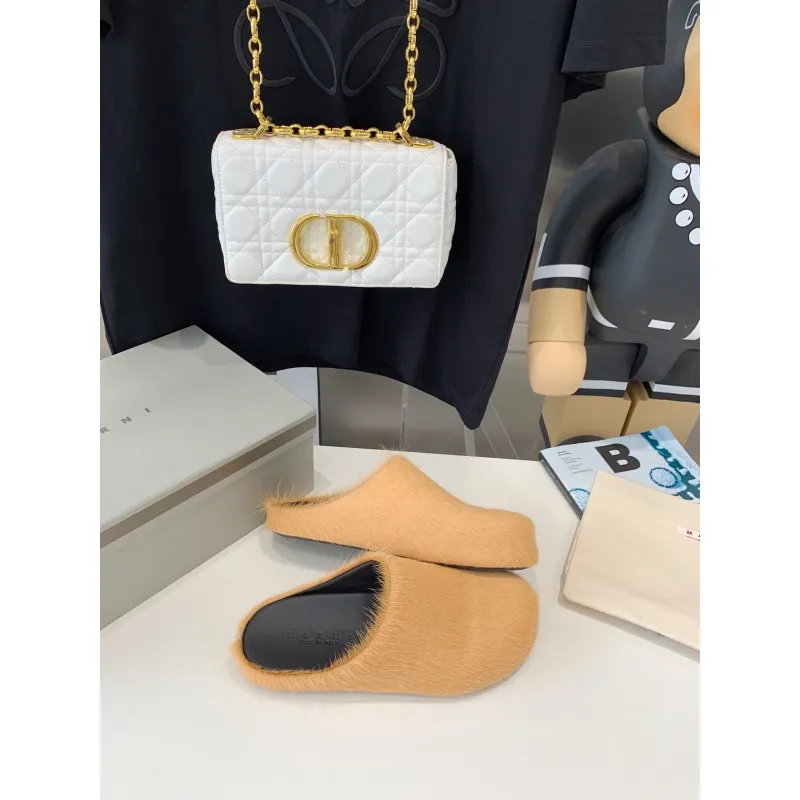 Marni Apricot LONG-HAIR CALFSKIN FUSSBETT SABOT Slide SBMR000600P412200R09