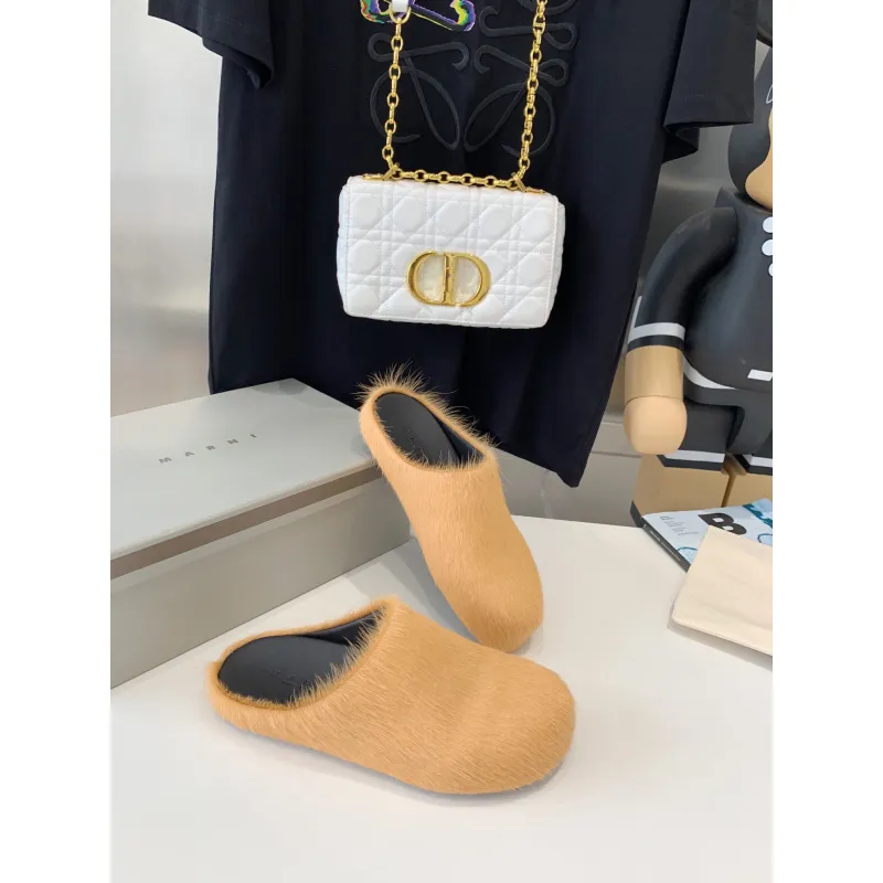 Marni Apricot LONG-HAIR CALFSKIN FUSSBETT SABOT Slide SBMR000600P412200R09