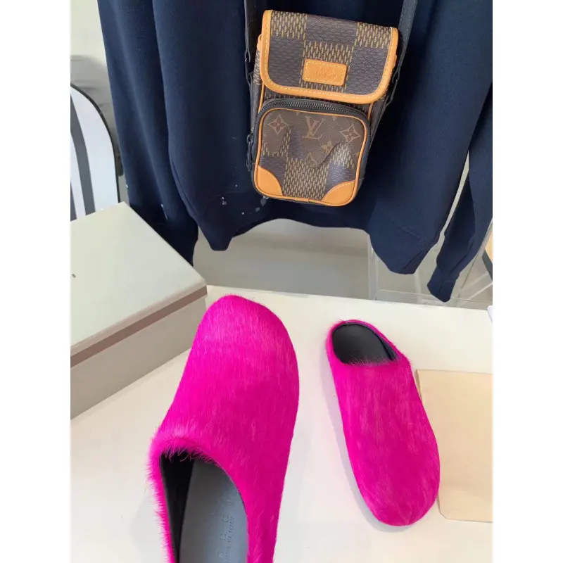 MARNI FUCHSIA Pink Fussbett Sabot Loafers Slide SBMR000600P412200C57