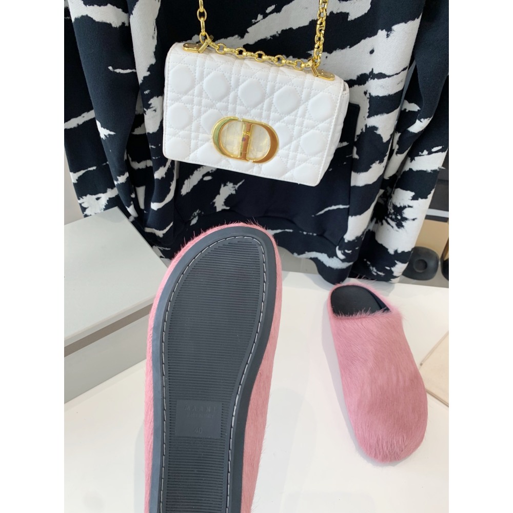 Marni Pink LONG-HAIR CALFSKIN FUSSBETT SABOT Slide SBMR000600P412200C58