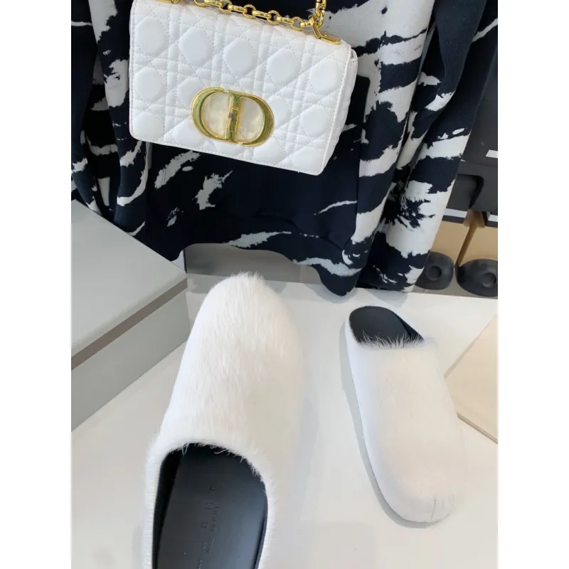 Marni White LONG-HAIR CALFSKIN FUSSBETT SABOT Slide SBMR000600P412200N31