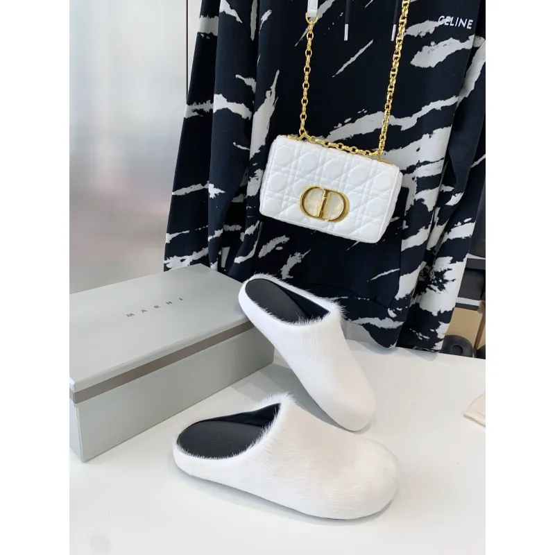 Marni White LONG-HAIR CALFSKIN FUSSBETT SABOT Slide SBMR000600P412200N31