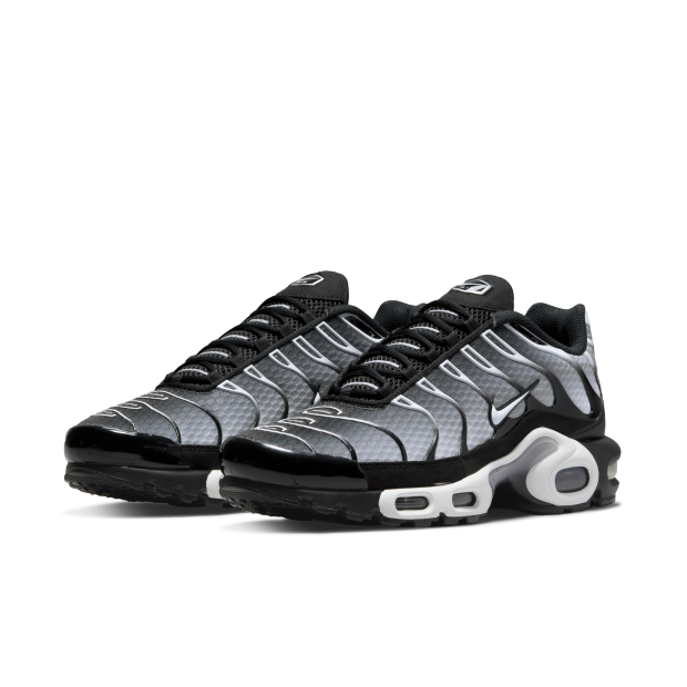 【Free shipping】Nike Air Max Plus Black Silver White DM0032-003