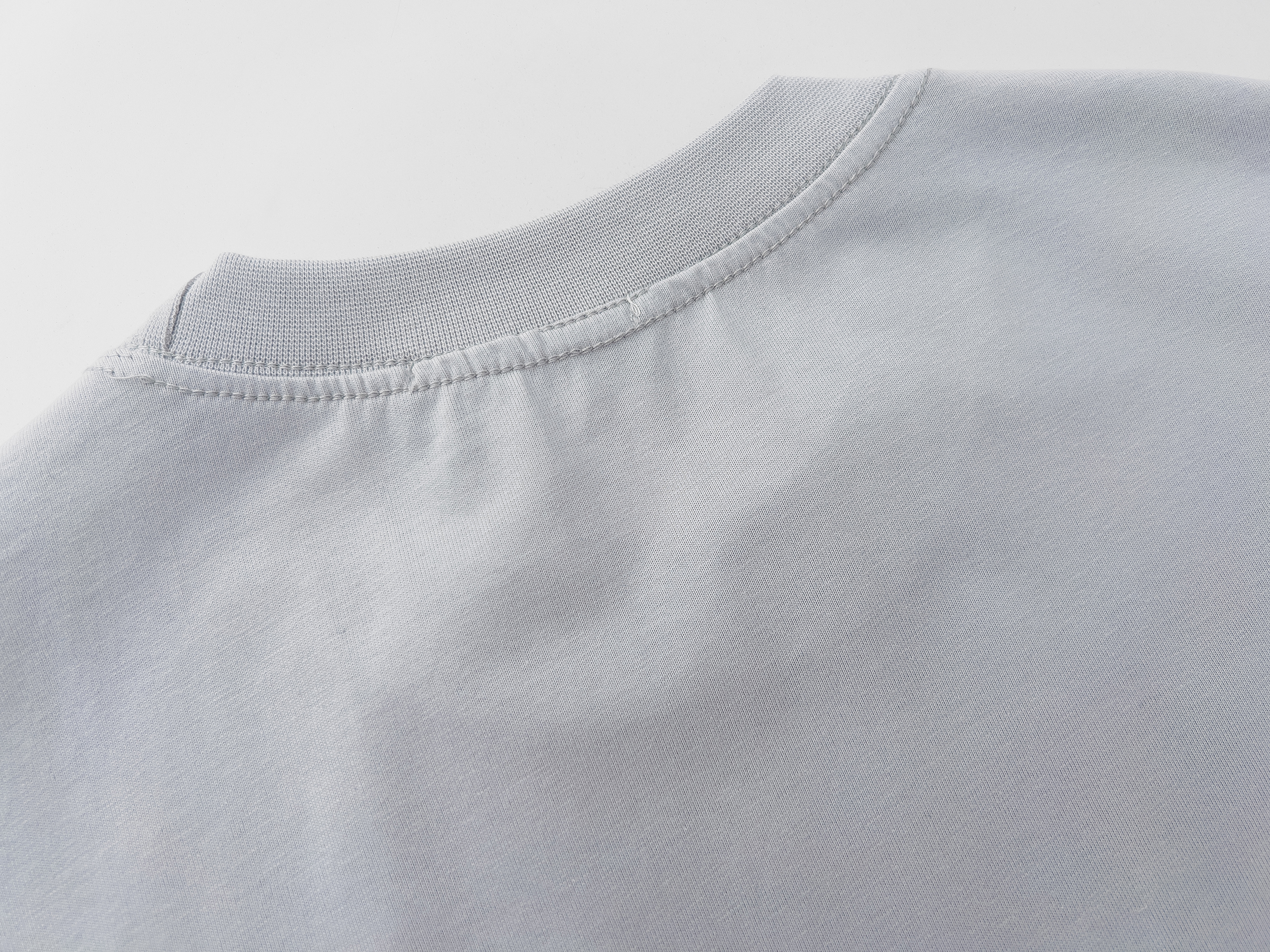 Balenciaga T-Shirt  KT2338