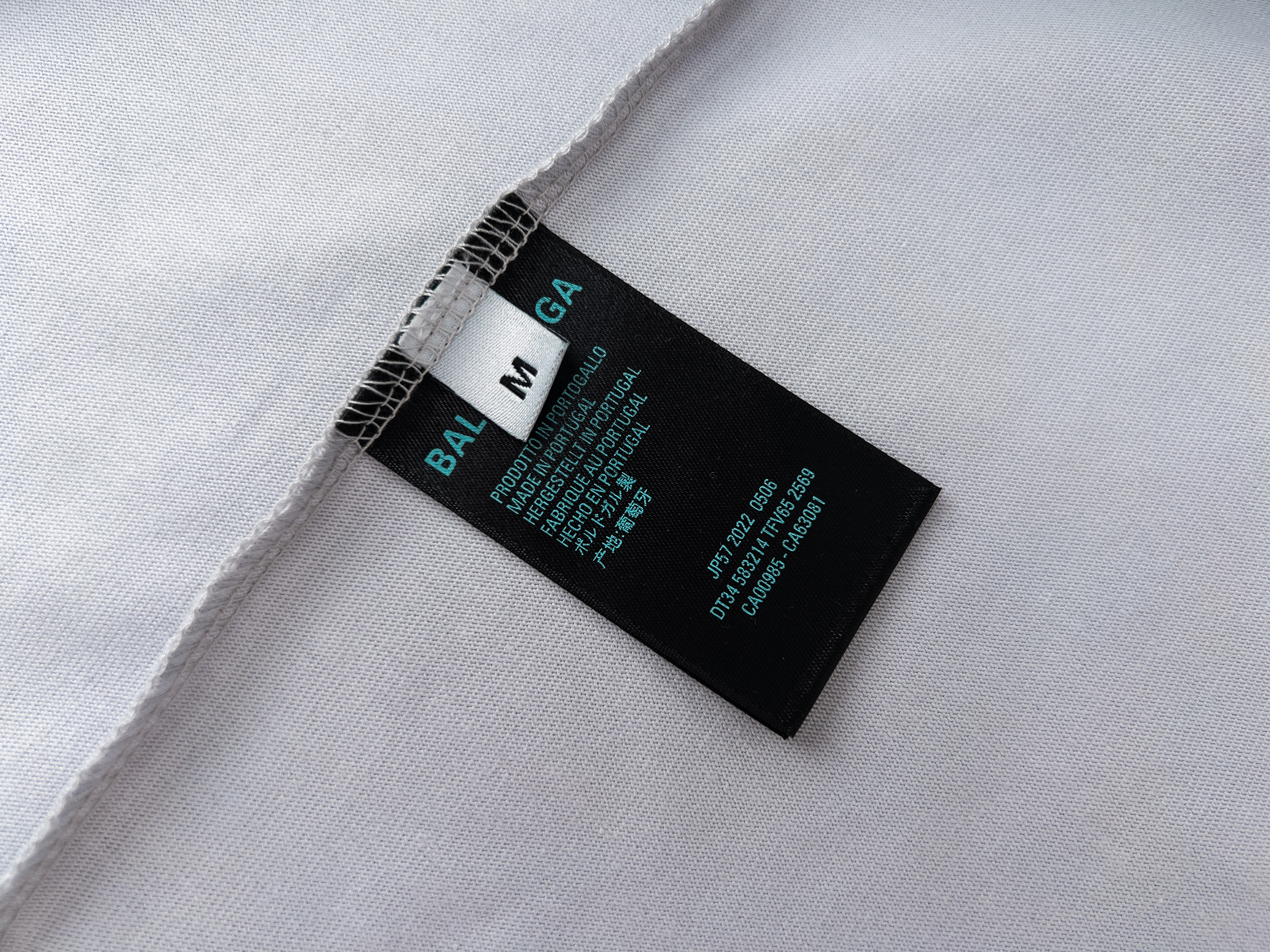 Balenciaga T-Shirt  KT2338