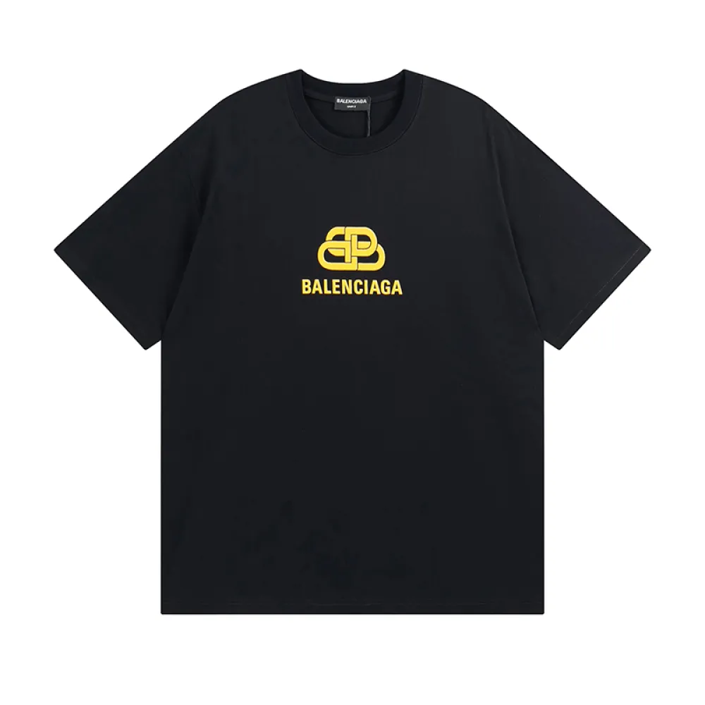 Balenciaga T-Shirt KT2302