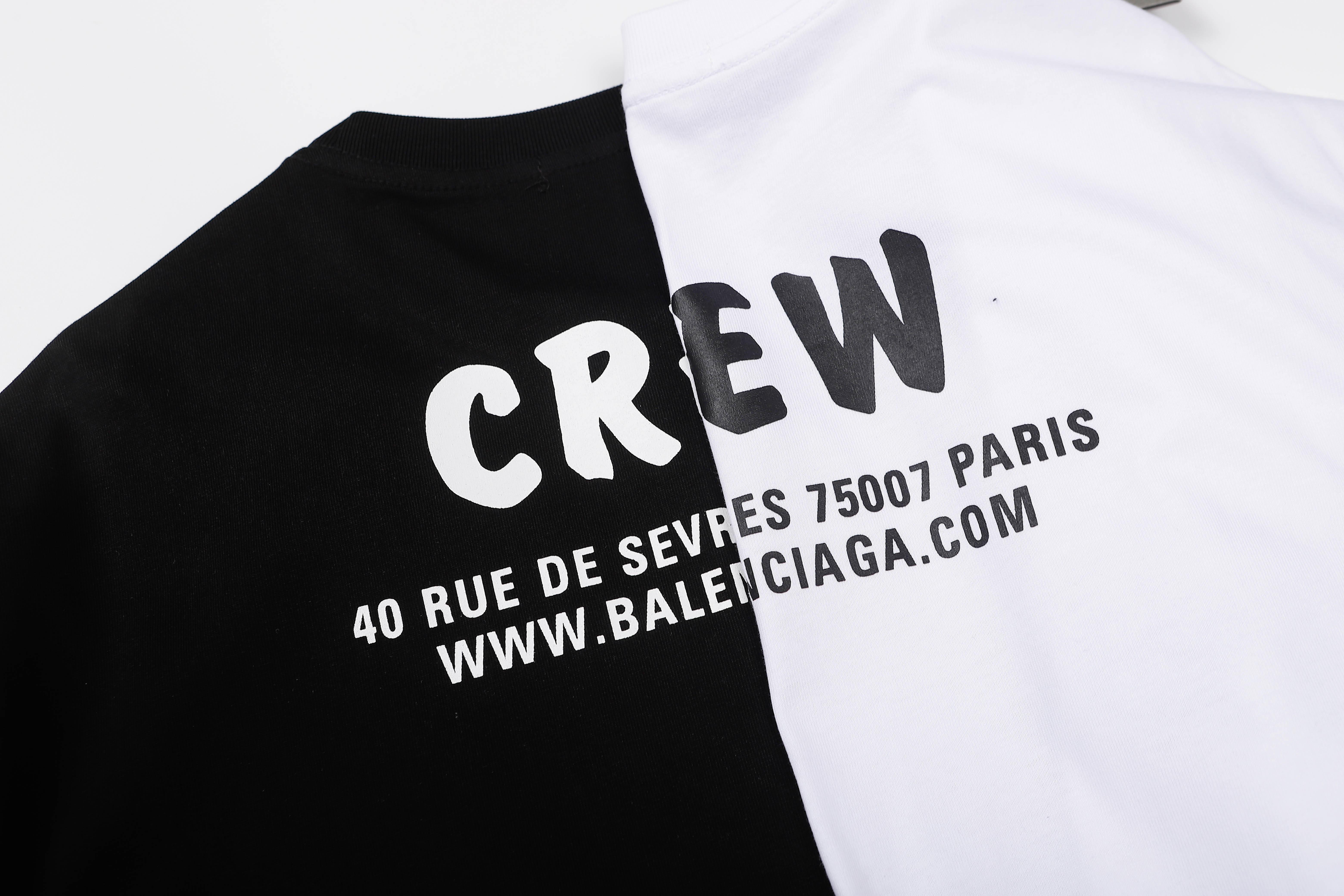 Balenciaga T-Shirt KT2308