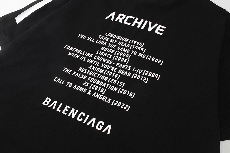Balenciaga T-Shirt KT23101