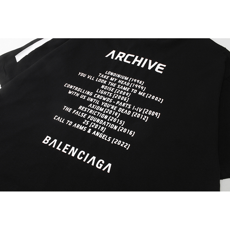 Balenciaga T-Shirt KT23101