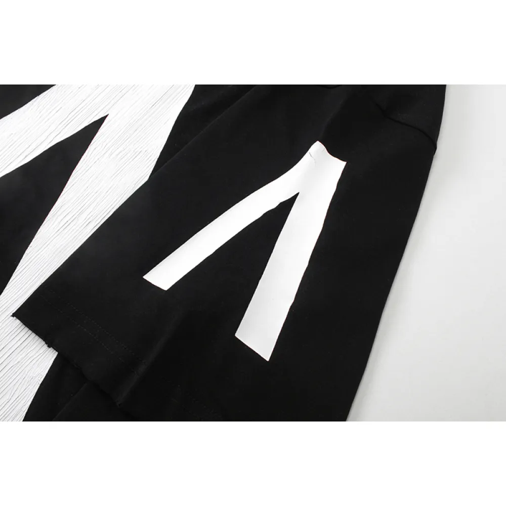 Balenciaga T-Shirt KT23101