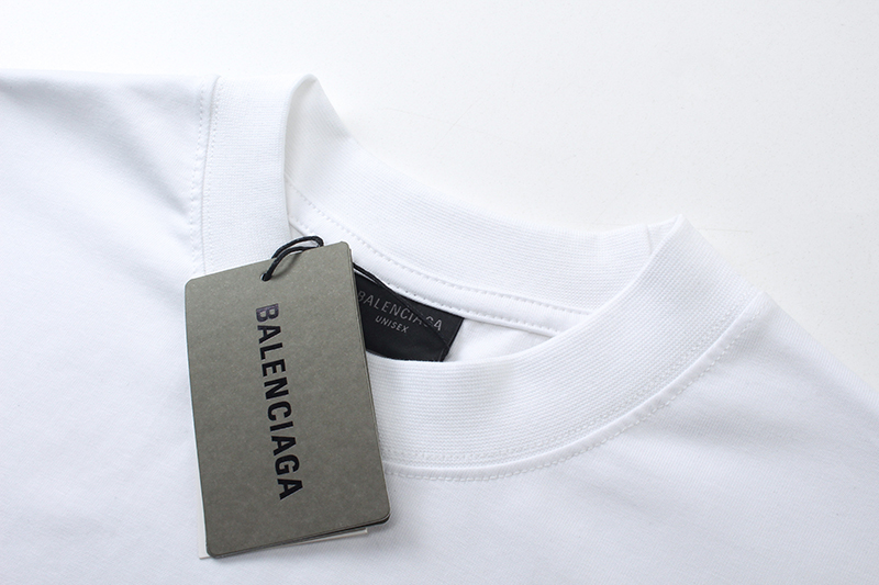 Balenciaga T-Shirt KT23102