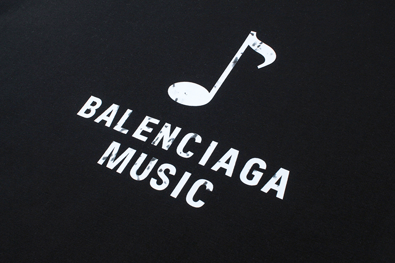 Balenciaga T-Shirt KT23102