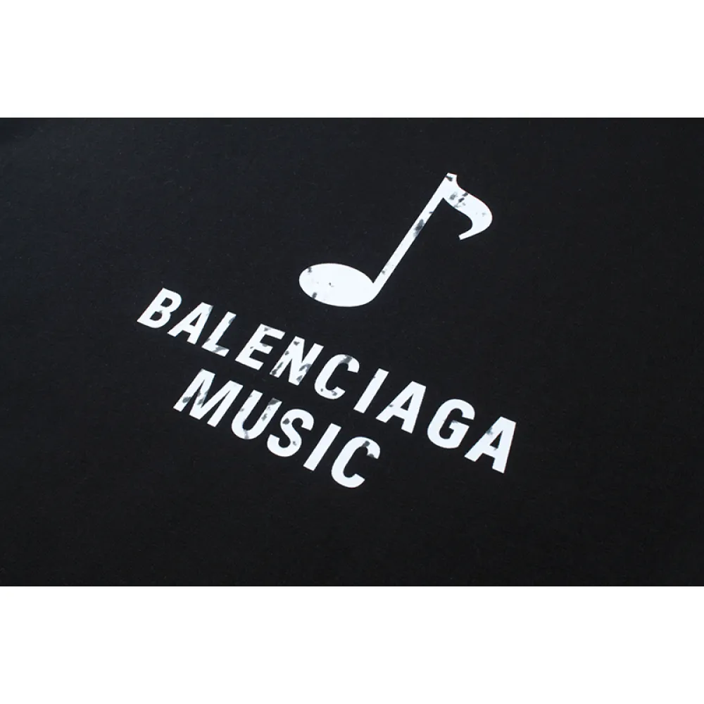 Balenciaga T-Shirt KT23102