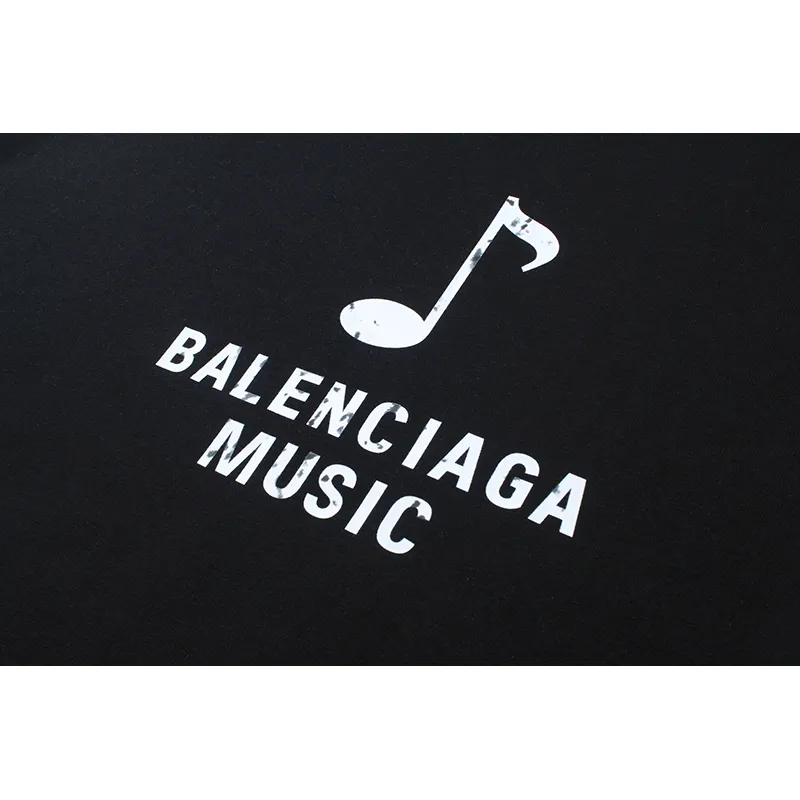 Balenciaga T-Shirt KT23102