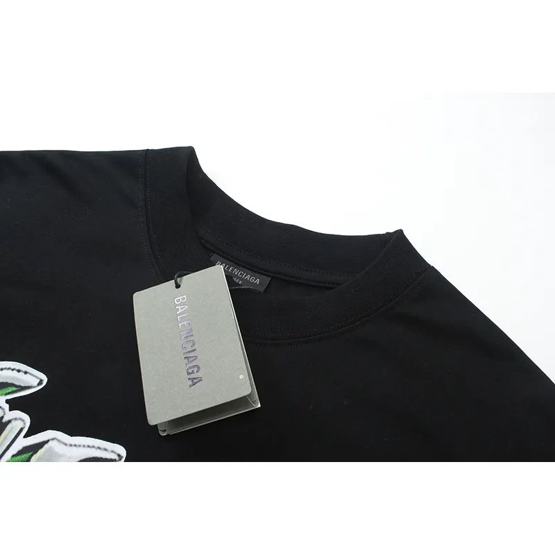 Balenciaga T-Shirt KT23106