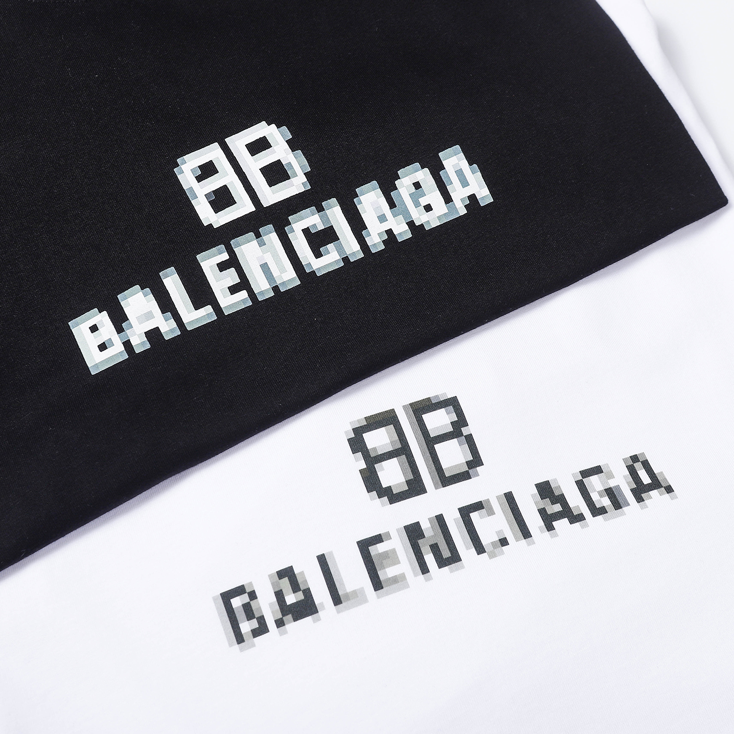 Balenciaga T-Shirt KT2313