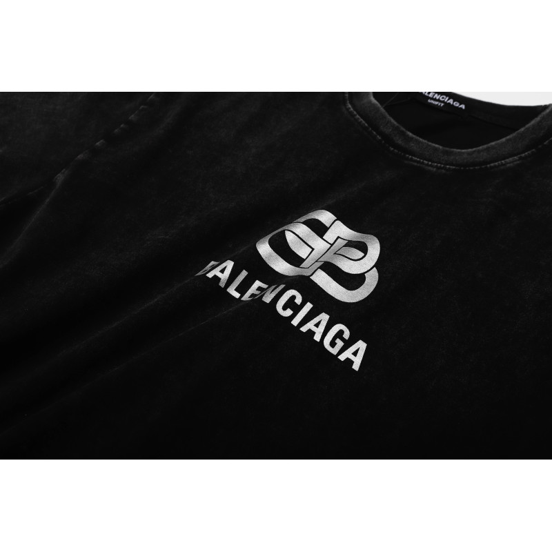 Balenciaga T-Shirt KT2321