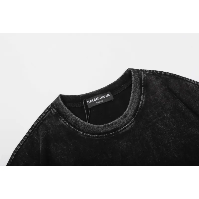 Balenciaga T-Shirt KT2321