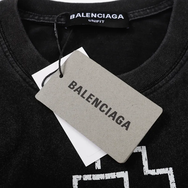 Balenciaga T-Shirt KT2322
