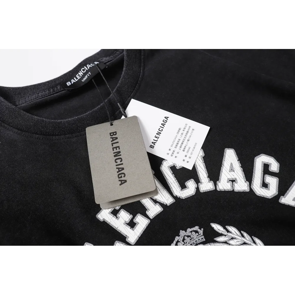 Balenciaga T-Shirt KT2326