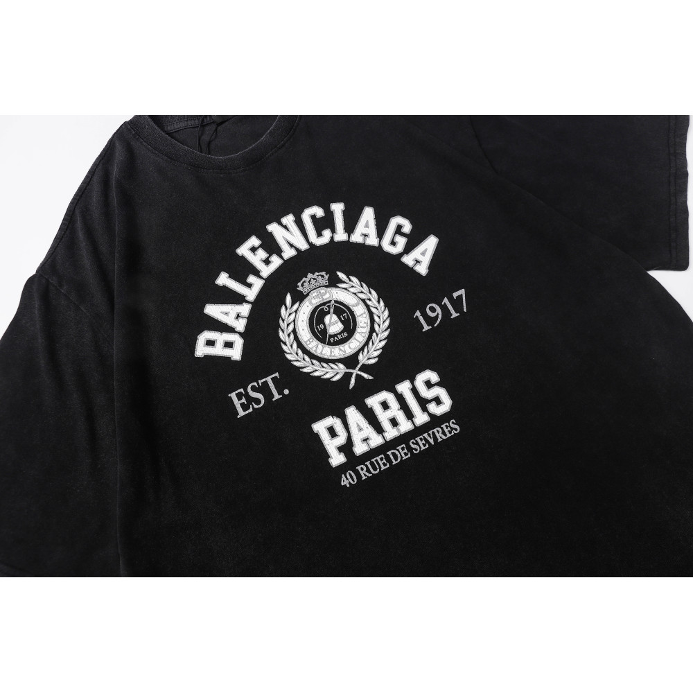 Balenciaga T-Shirt KT2326