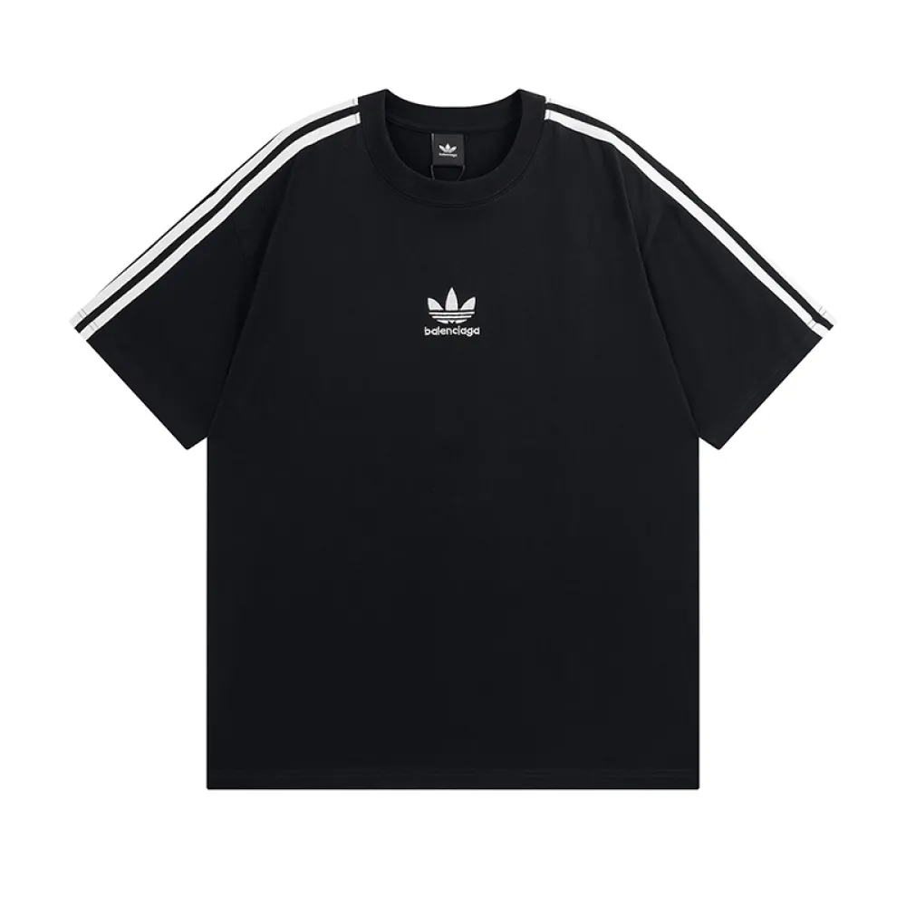 Balenciaga T-Shirt KT2341