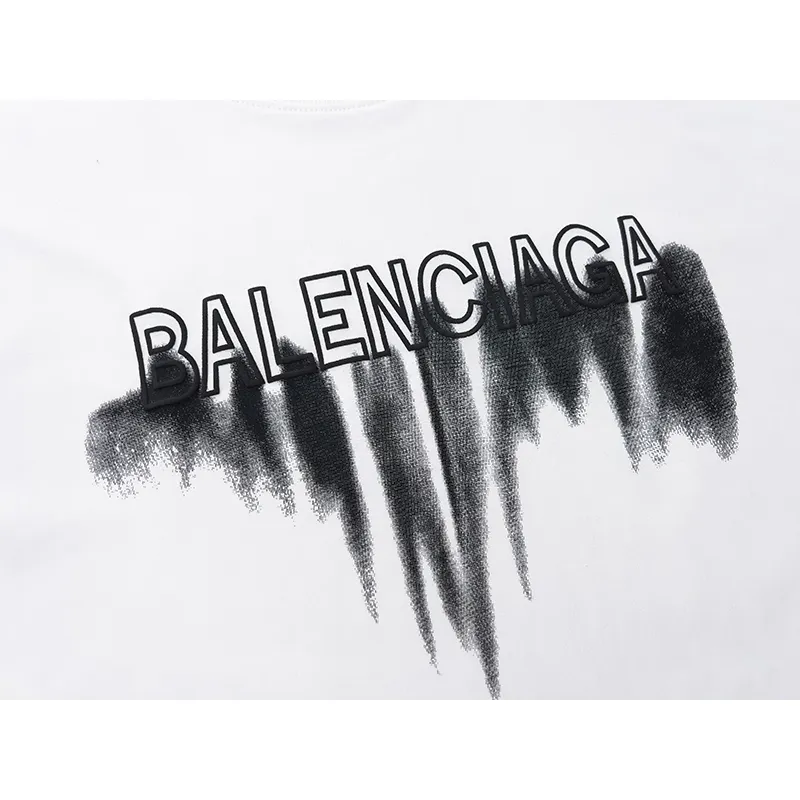 Balenciaga T-Shirt KT2348