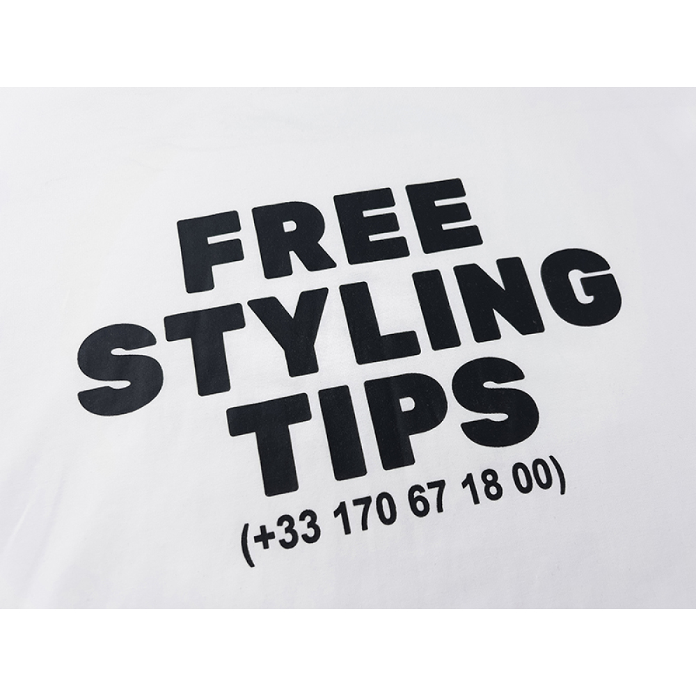 Balenciaga T-Shirt KT2350
