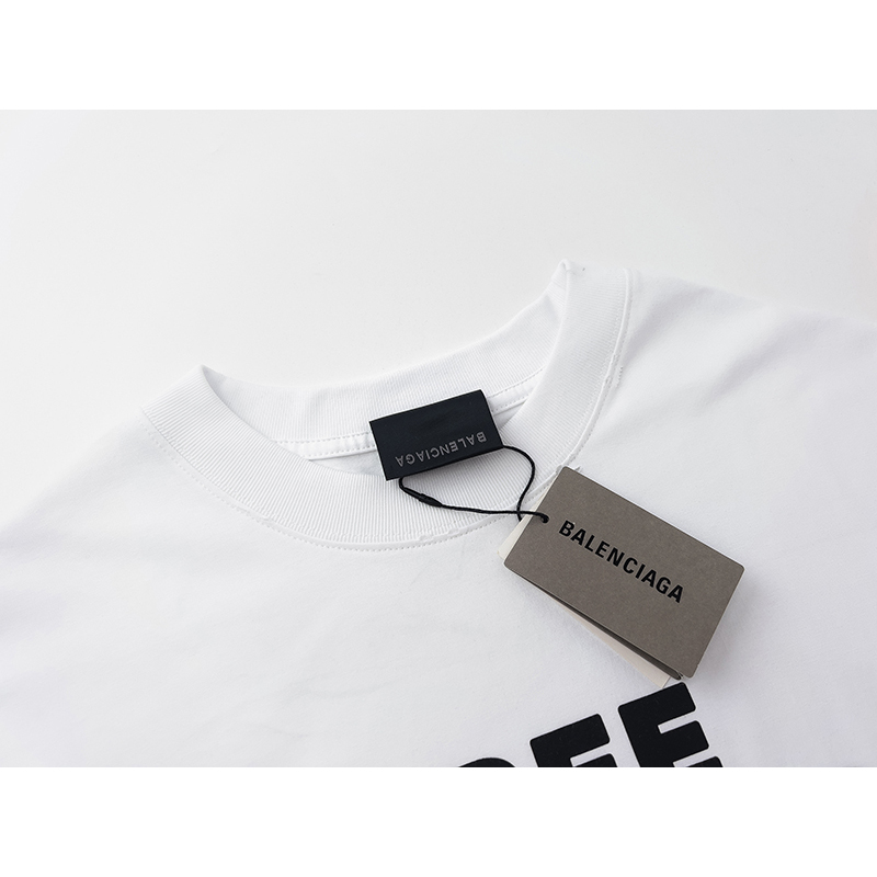 Balenciaga T-Shirt KT2350