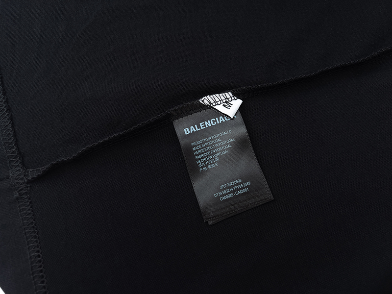 Balenciaga T-Shirt KT2350