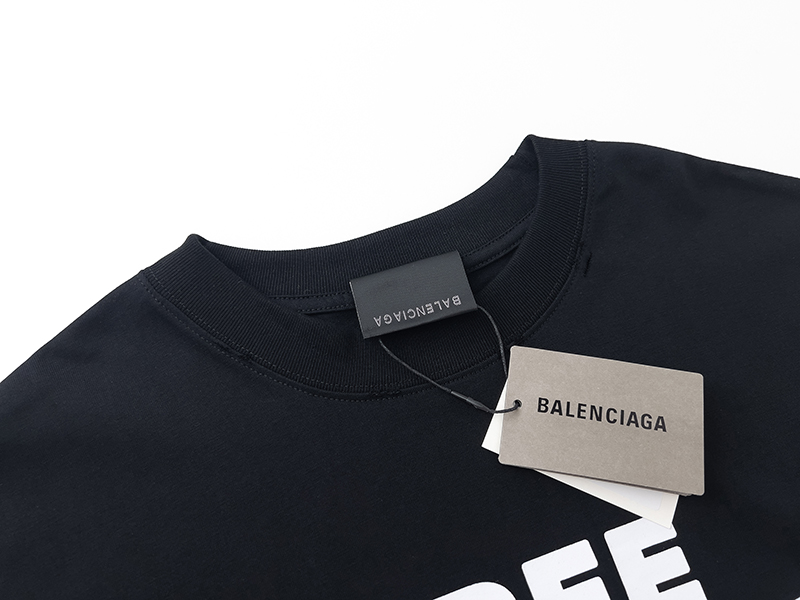 Balenciaga T-Shirt KT2350