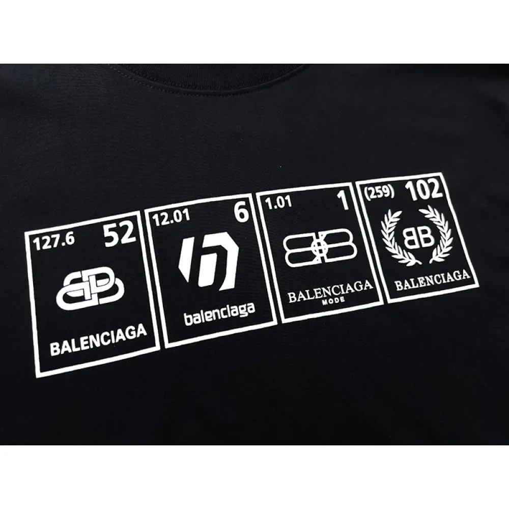 Balenciaga T-Shirt KT2351