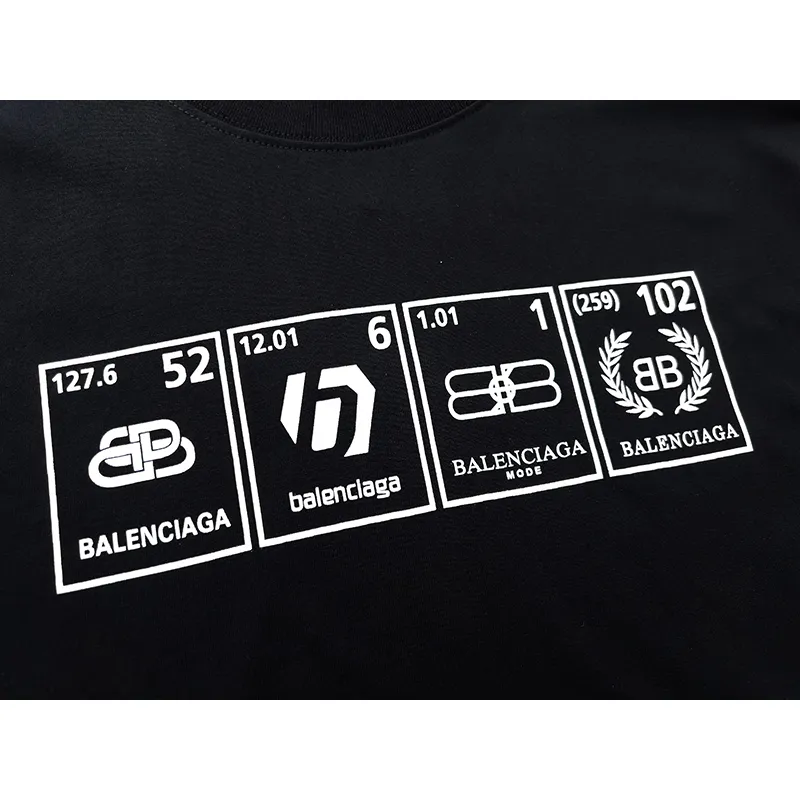 Balenciaga T-Shirt KT2351