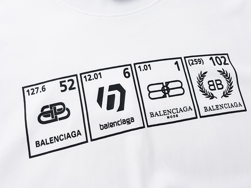 Balenciaga T-Shirt KT2351