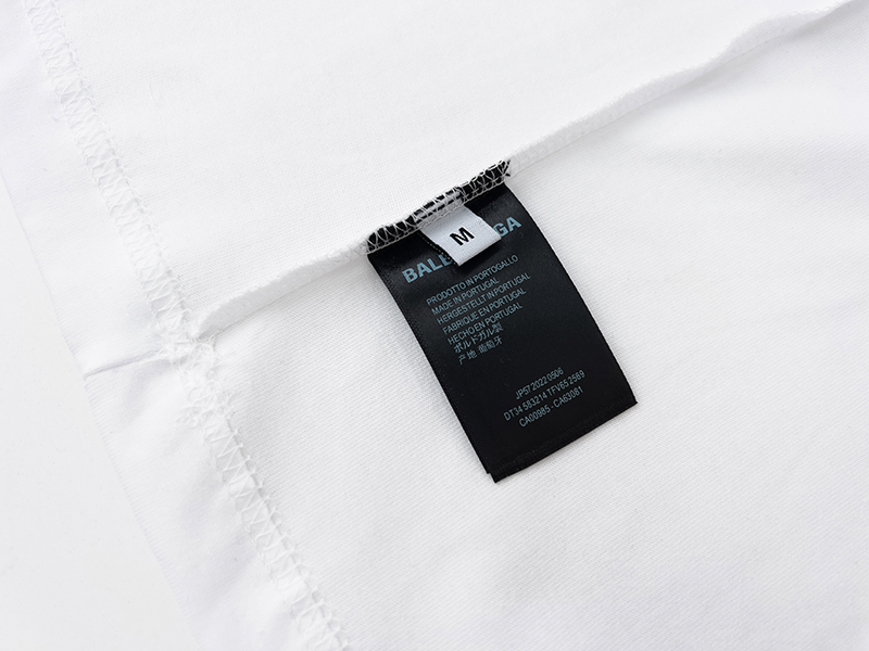 Balenciaga T-Shirt KT2351
