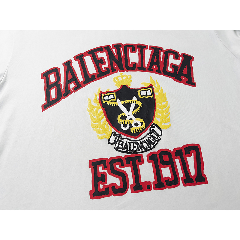 Balenciaga T-Shirt KT2352