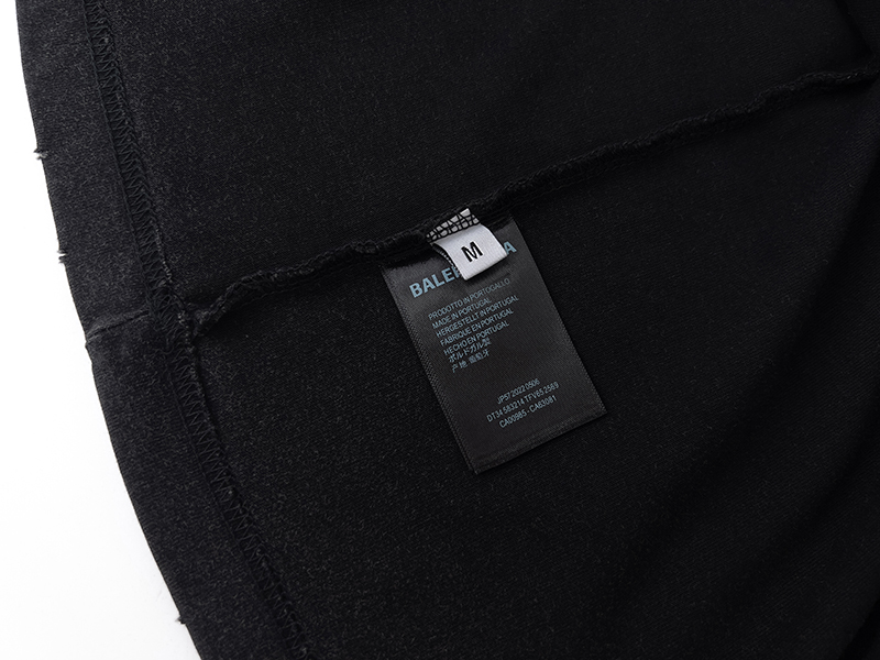 Balenciaga T-Shirt KT2352