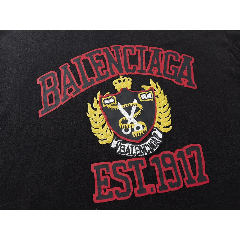 Balenciaga T-Shirt KT2352