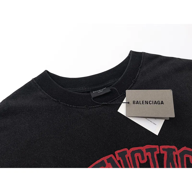Balenciaga T-Shirt KT2352