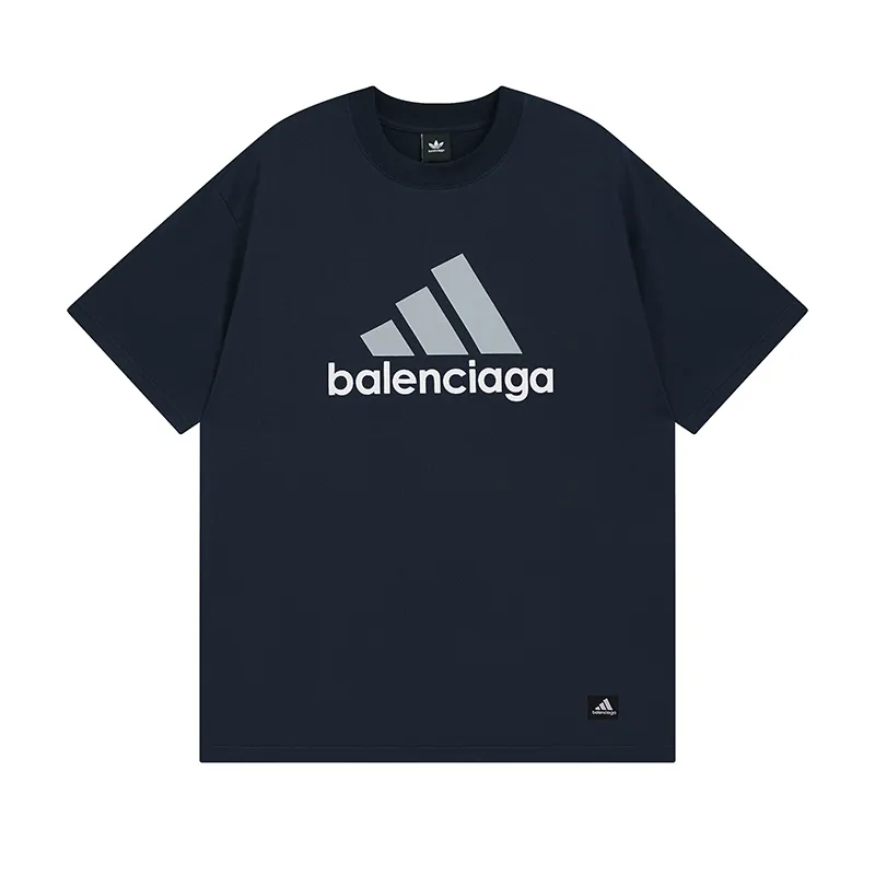 Balenciaga T-Shirt KT2353
