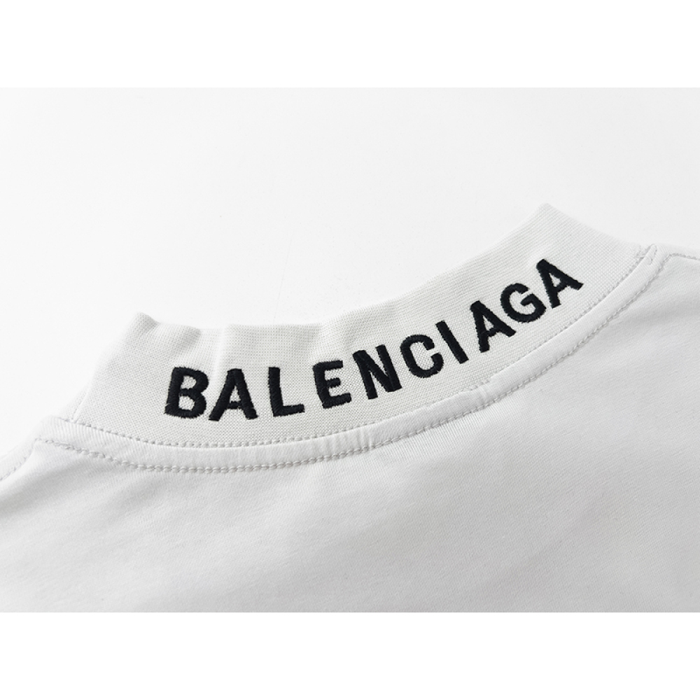 Balenciaga T-Shirt KT2355