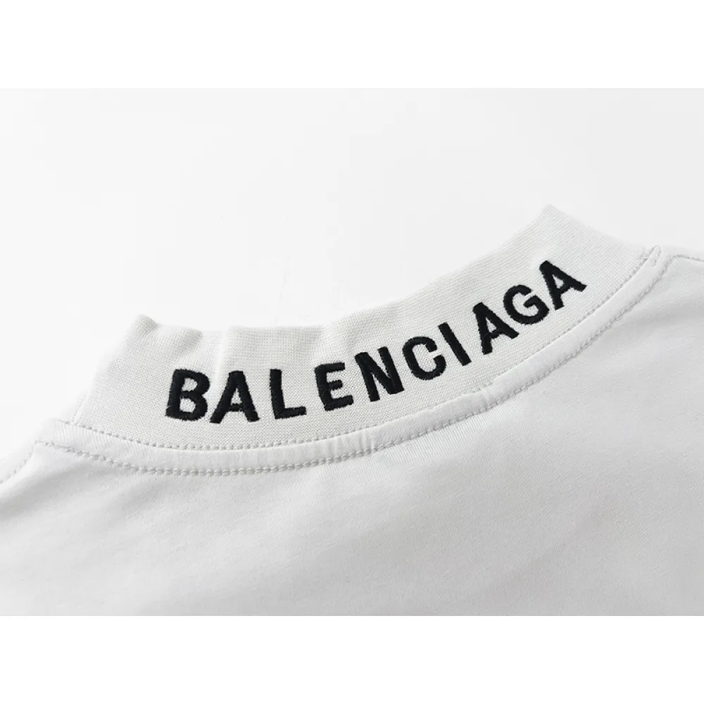 Balenciaga T-Shirt KT2355