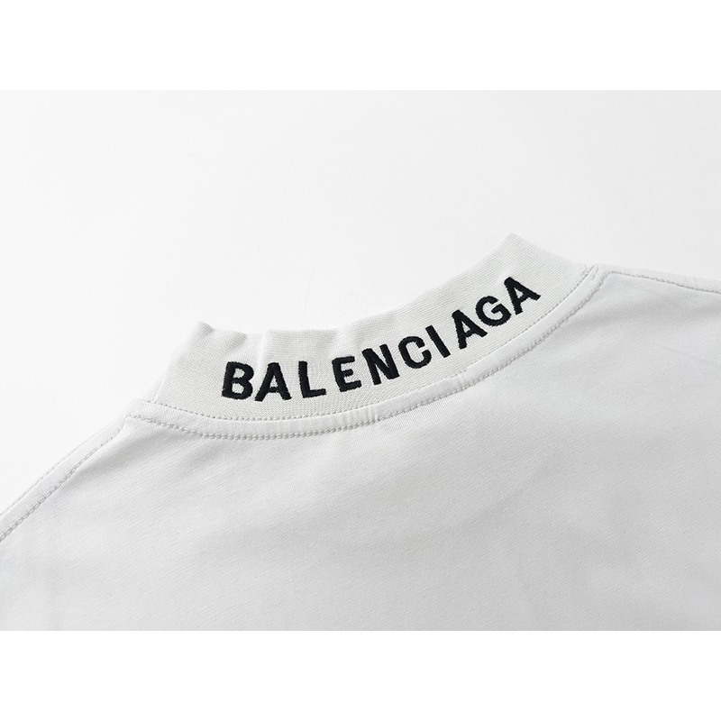 Balenciaga T-Shirt KT2355
