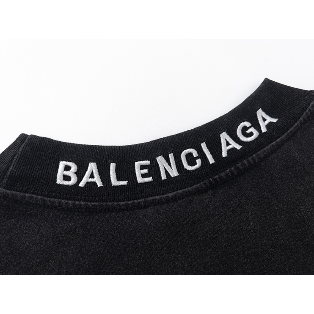 Balenciaga T-Shirt KT2355