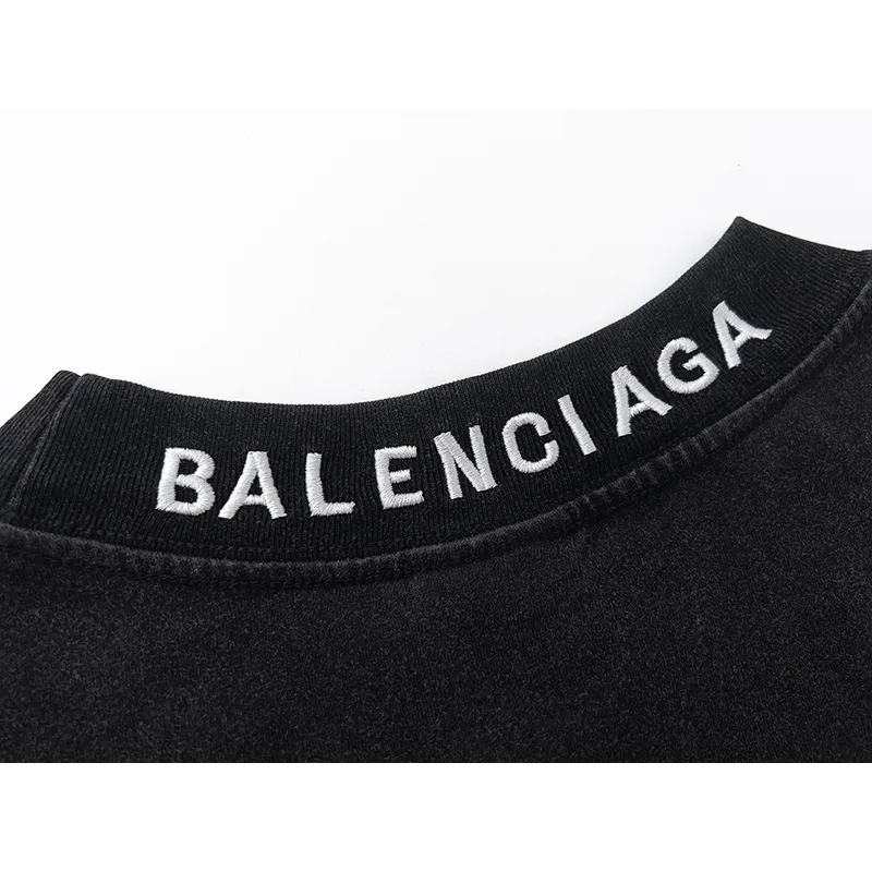 Balenciaga T-Shirt KT2355