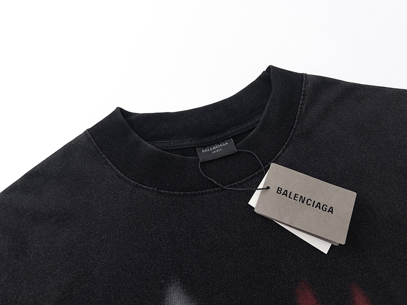 Balenciaga T-Shirt KT2355