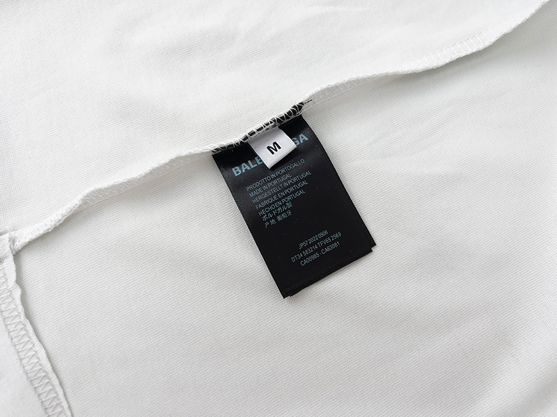 Balenciaga T-Shirt KT2355