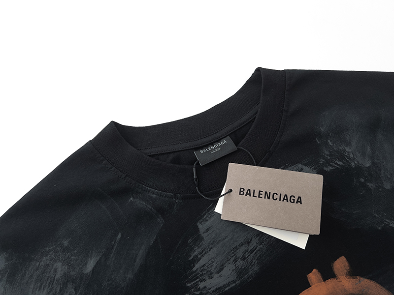 Balenciaga T-Shirt KT2356