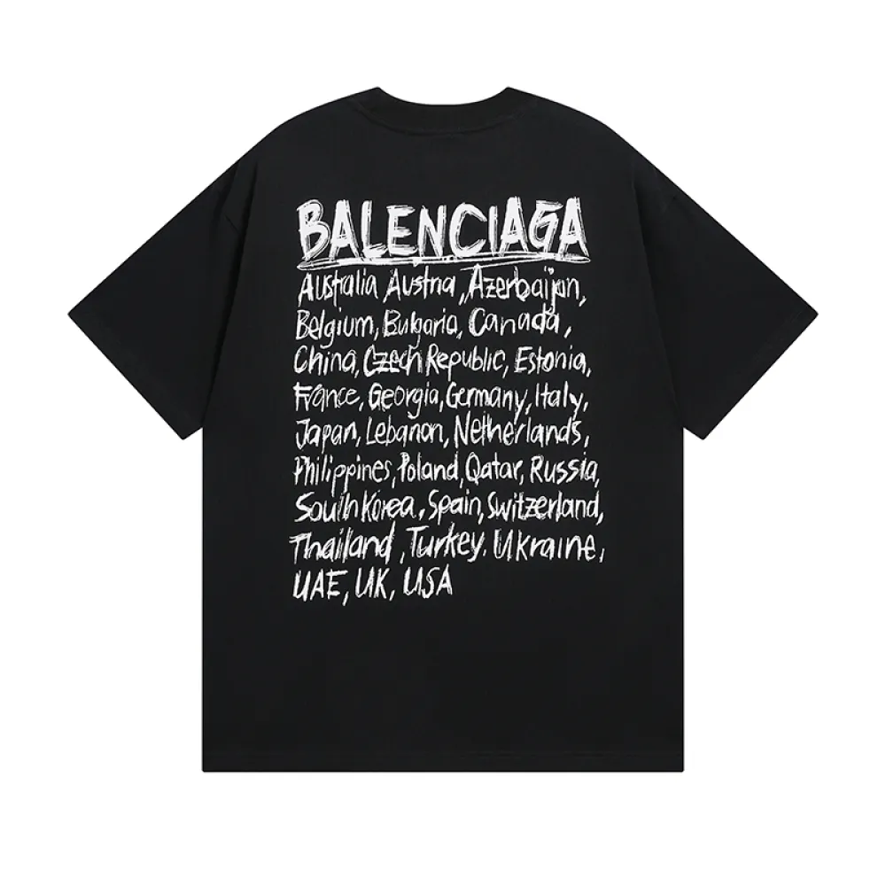 Balenciaga T-Shirt KT2357